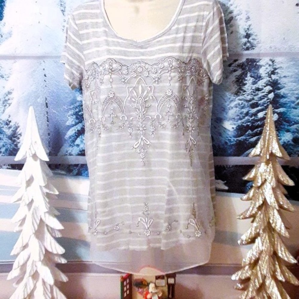 Women's Short Sleeve Top by Maurices Size L